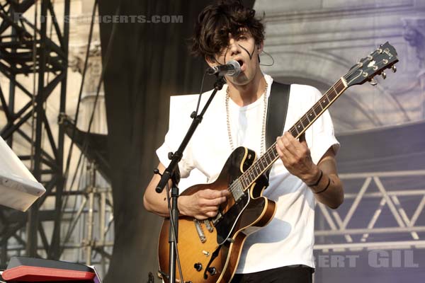 HYPHEN HYPHEN - 2016-07-22 - PARIS - Parvis de l'Hotel de Ville - Romain Adamo